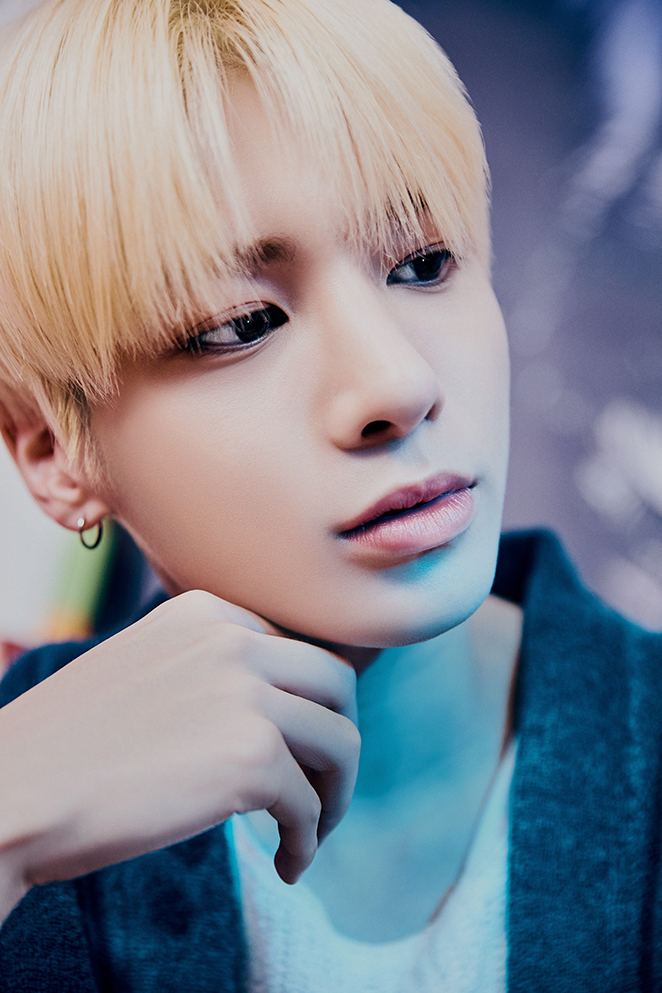 AR-Taehyun; Photo of TOMORROW X TOGETHER member TAEHYUN.