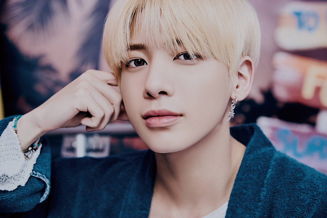 AR-Taehyun; Photo of TOMORROW X TOGETHER member TAEHYUN.