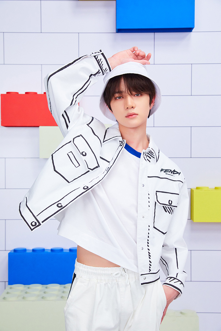 VR-Beomgyu; Photo of TOMORROW X TOGETHER member BEOMGYU.