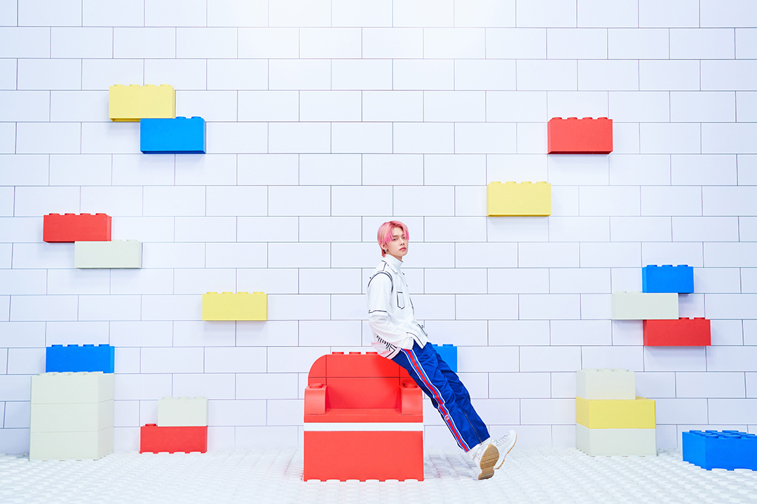 VR-Yeonjun; Photo of TOMORROW X TOGETHER member YEONJUN.