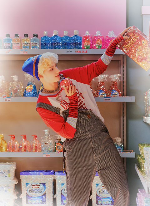 TOMORROW X TOGETHER Member HUENINGKAI's Photo'