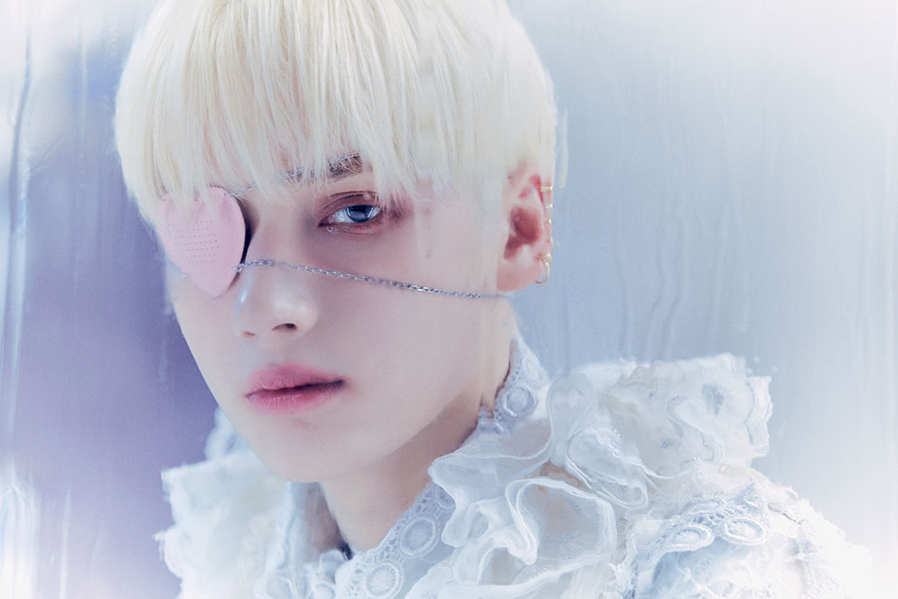 TOMORROW X TOGETHER 멤버 휴닝카이의 사진입니다.