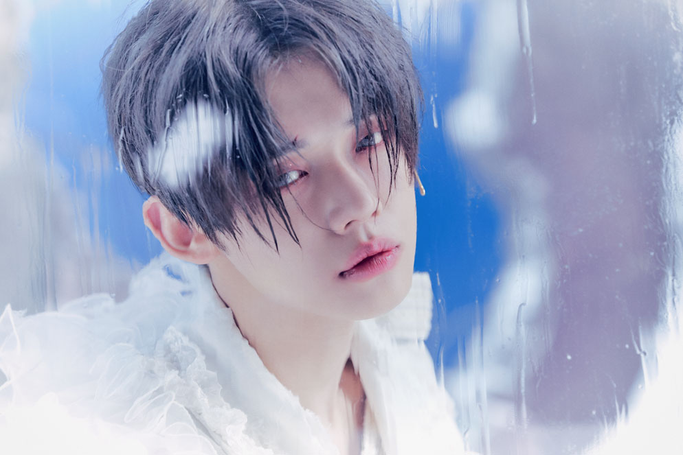 TOMORROW X TOGETHER 멤버 연준의 사진입니다.