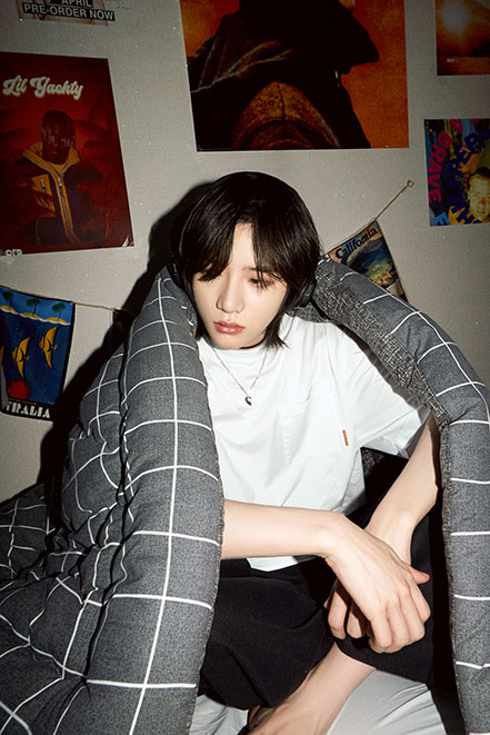 TOMORROW X TOGETHER 멤버 범규의 사진입니다.