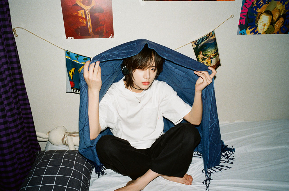 TOMORROW X TOGETHER 멤버 범규의 사진입니다.