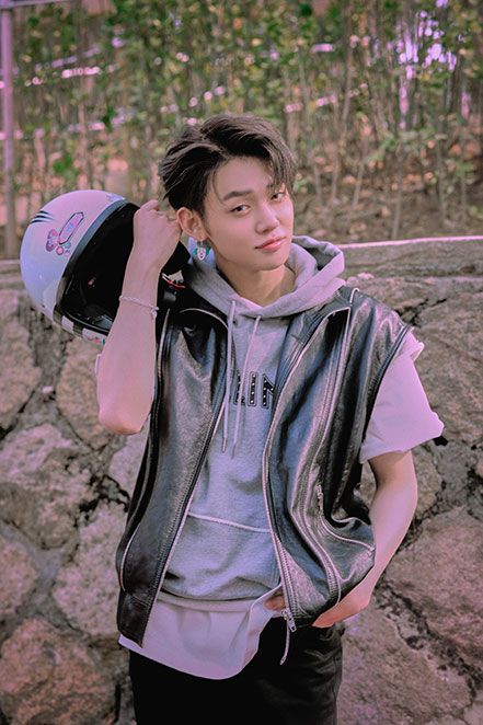 TOMORROW X TOGETHER 멤버 연준의 사진입니다.